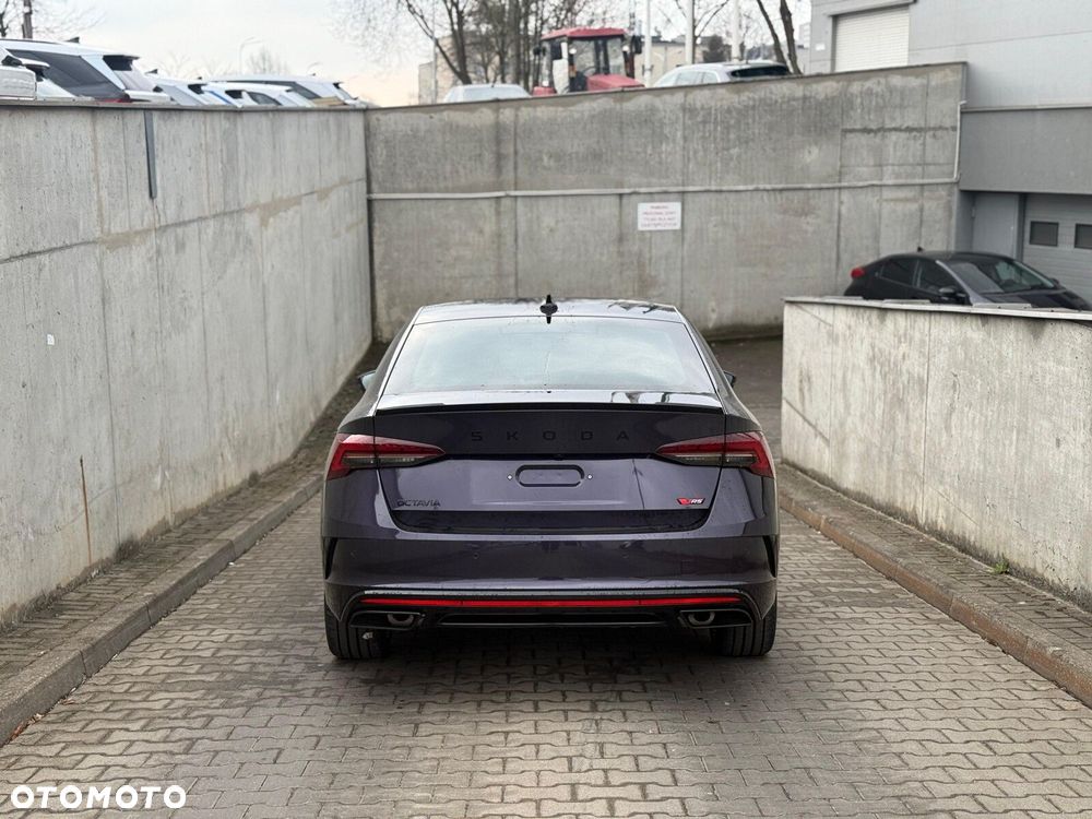 Skoda Octavia 2.0 TSI RS DSG - 6