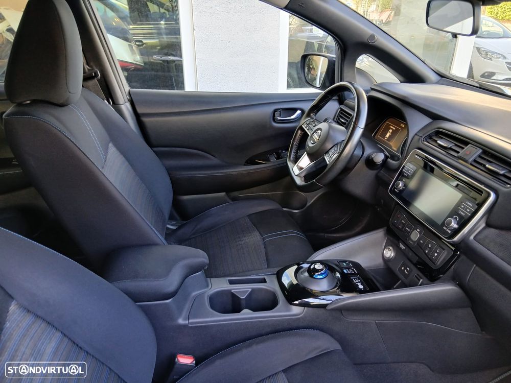 Nissan Leaf N-Connecta - 12