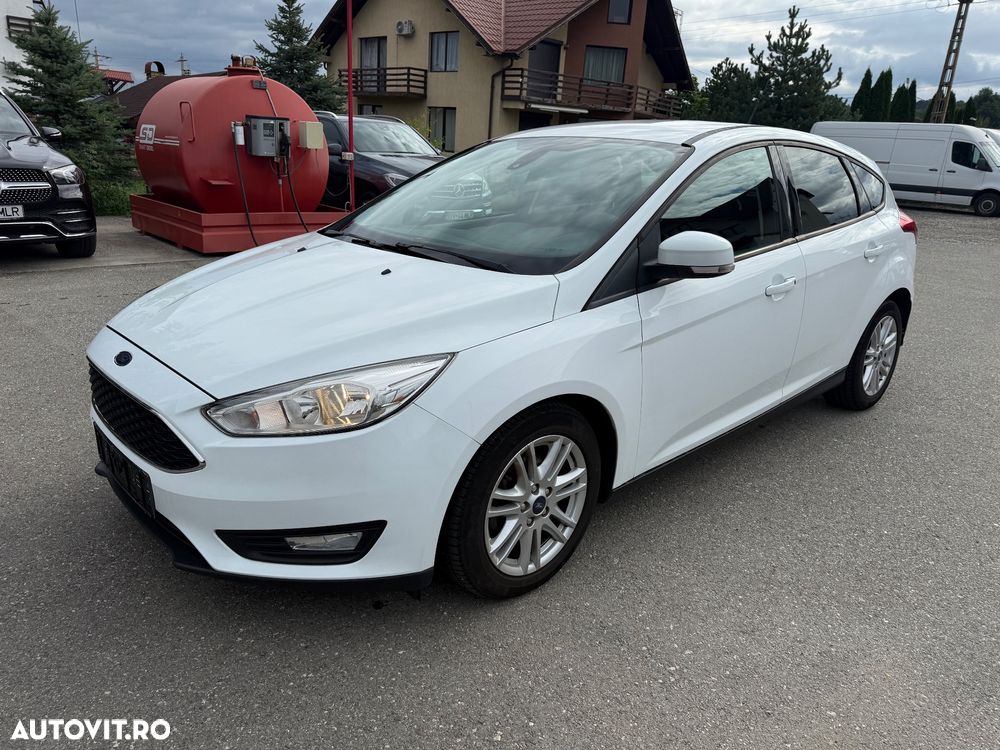 Ford Focus 1.0 EcoBoost Start-Stopp-System COOL&CONNECT DESIGN - 3