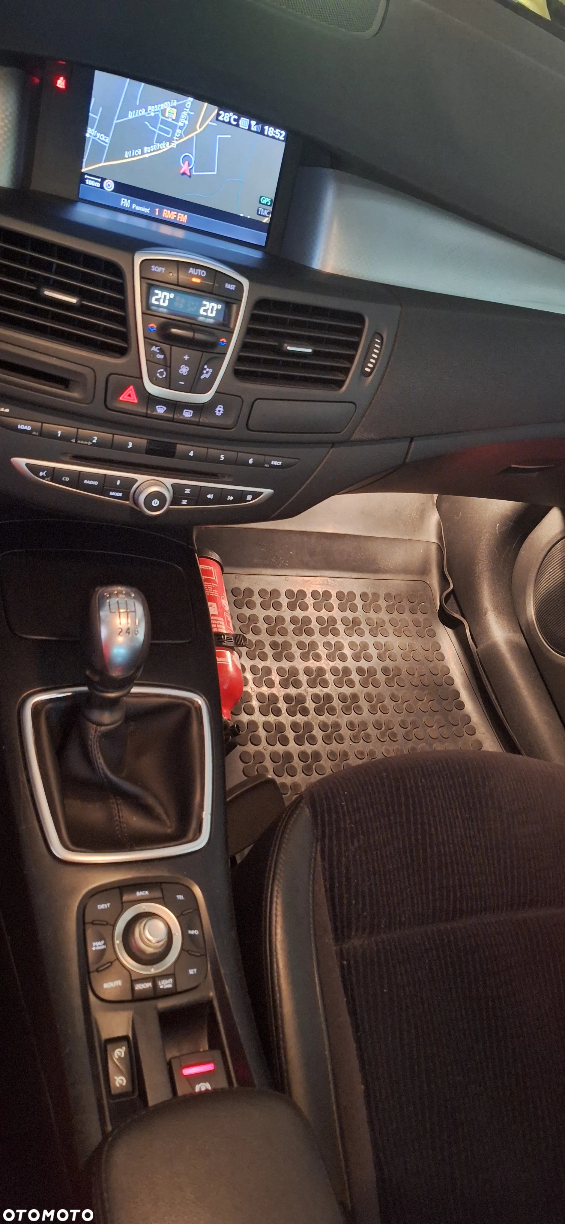 Renault Laguna - 11