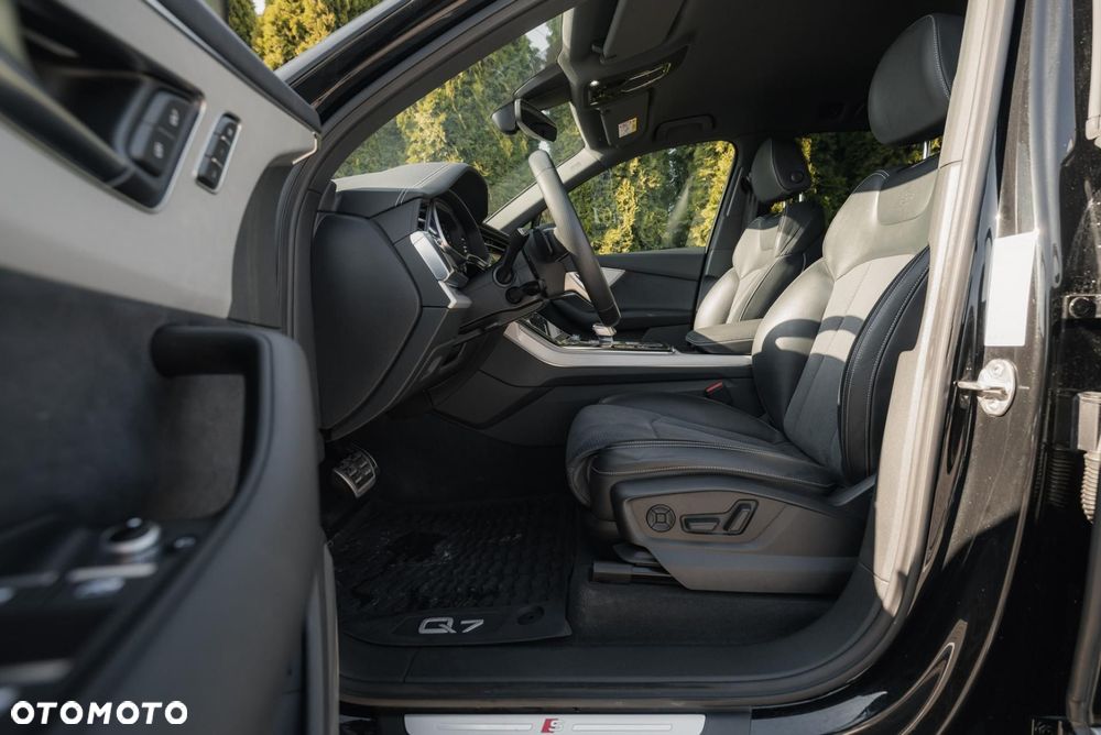 Audi Q7 - 13