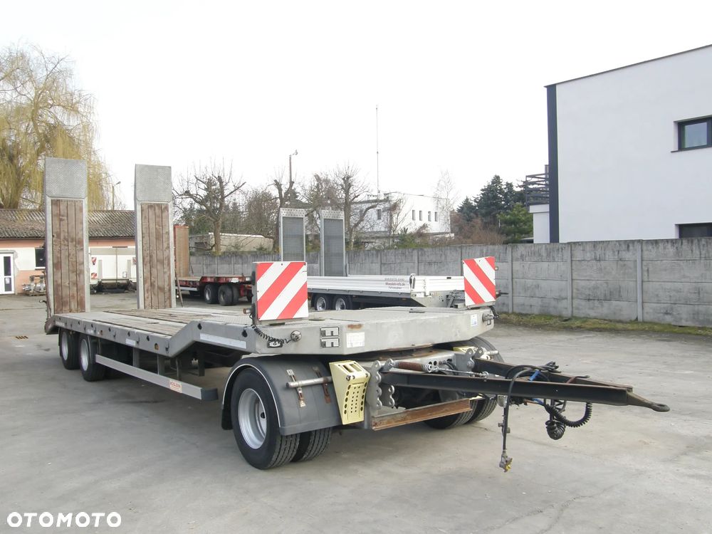 Möslein TA3 2021rok ocynk 3 osiowa przyczepa niskopodwoziowa z Niemiec - 7