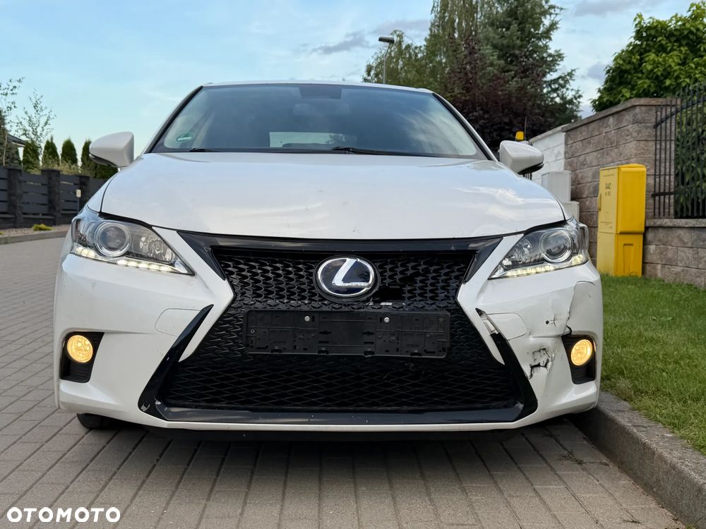 Lexus CT 200h Prestige - 31