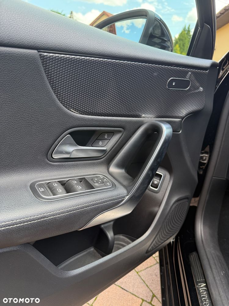 Mercedes-Benz Klasa A 220 d Progressive 8G-DCT - 11