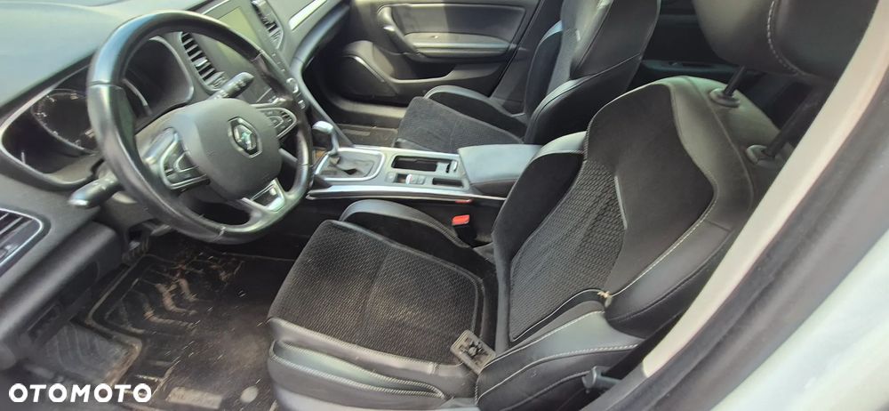 Renault Megane 1.5 dCi Limited EDC EU6 - 22