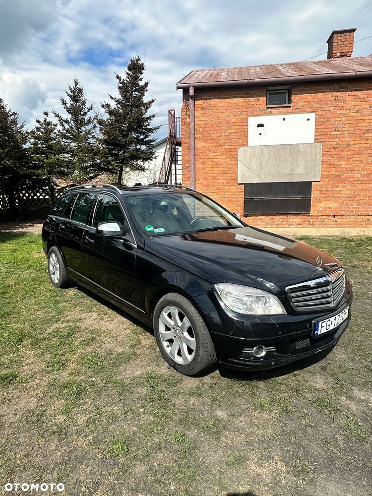 Mercedes-Benz Klasa C 220 CDI DPF Automatik Avantgarde - 17