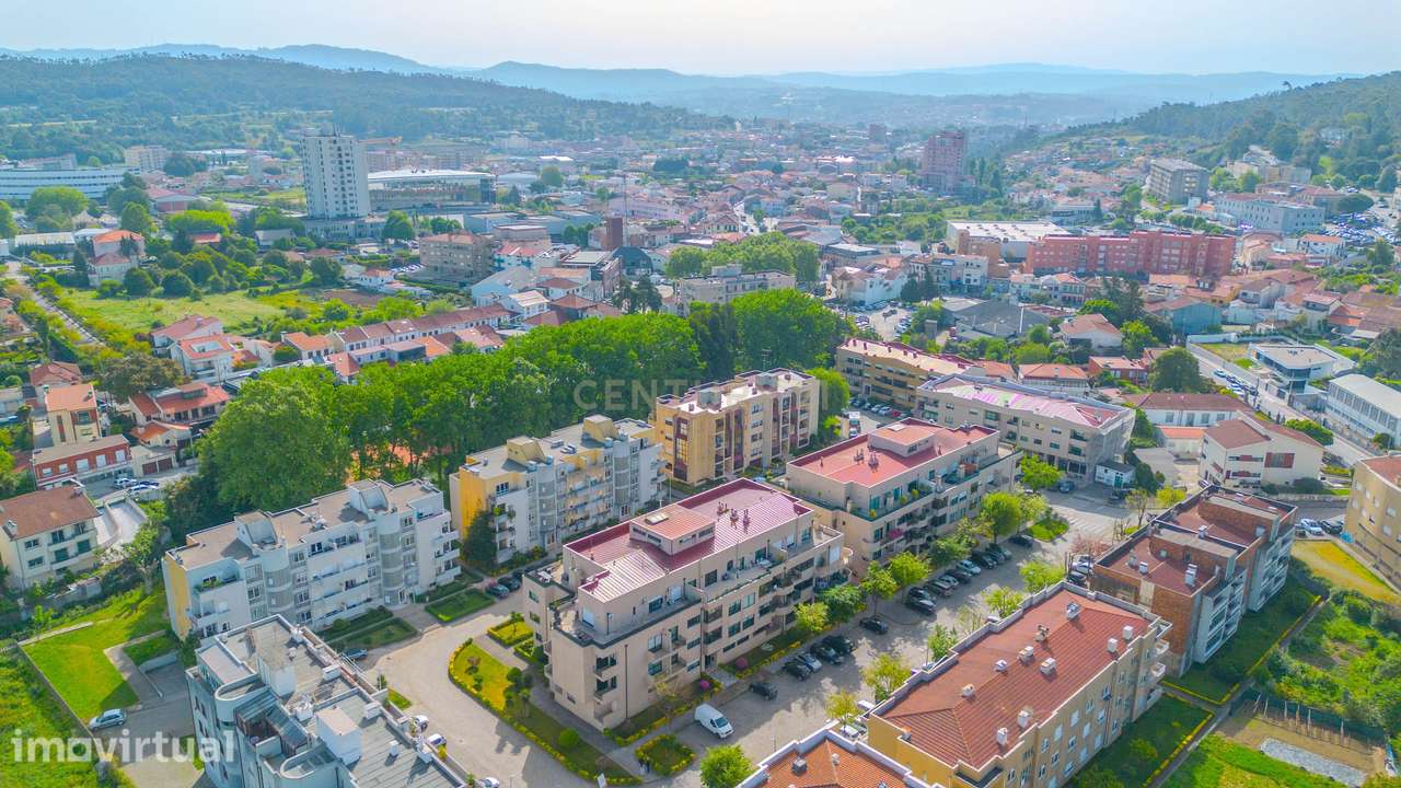 Apartamento T3 Centro de Valongo com 3 varandas. - Grande imagem: 4/34