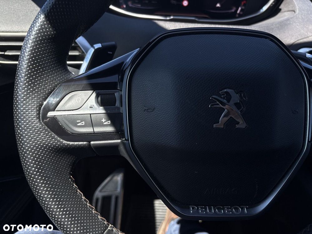 Peugeot 5008 1.6 PureTech GT S&S EAT8 - 16