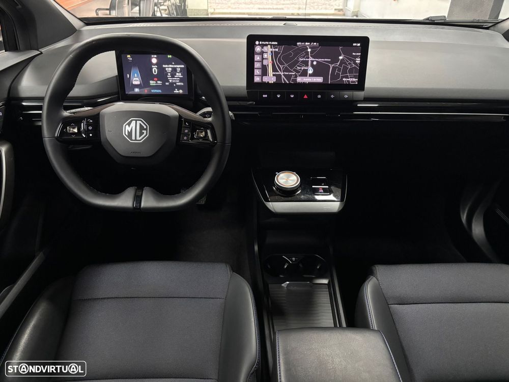 MG MG4 64 kWh Luxury - 14