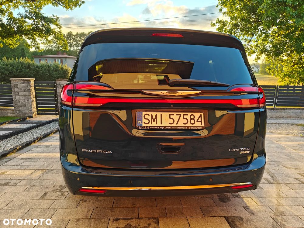Chrysler Pacifica - 5