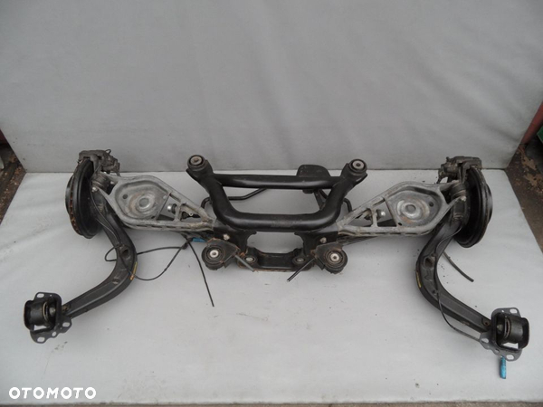 ZAWIESZENIE TYŁ TYLNE BELKA SANKI KPL BMW X3 E83
