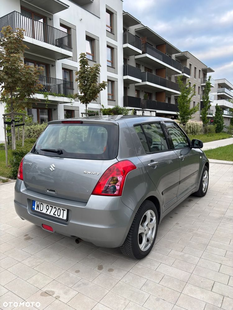 Suzuki Swift - 5