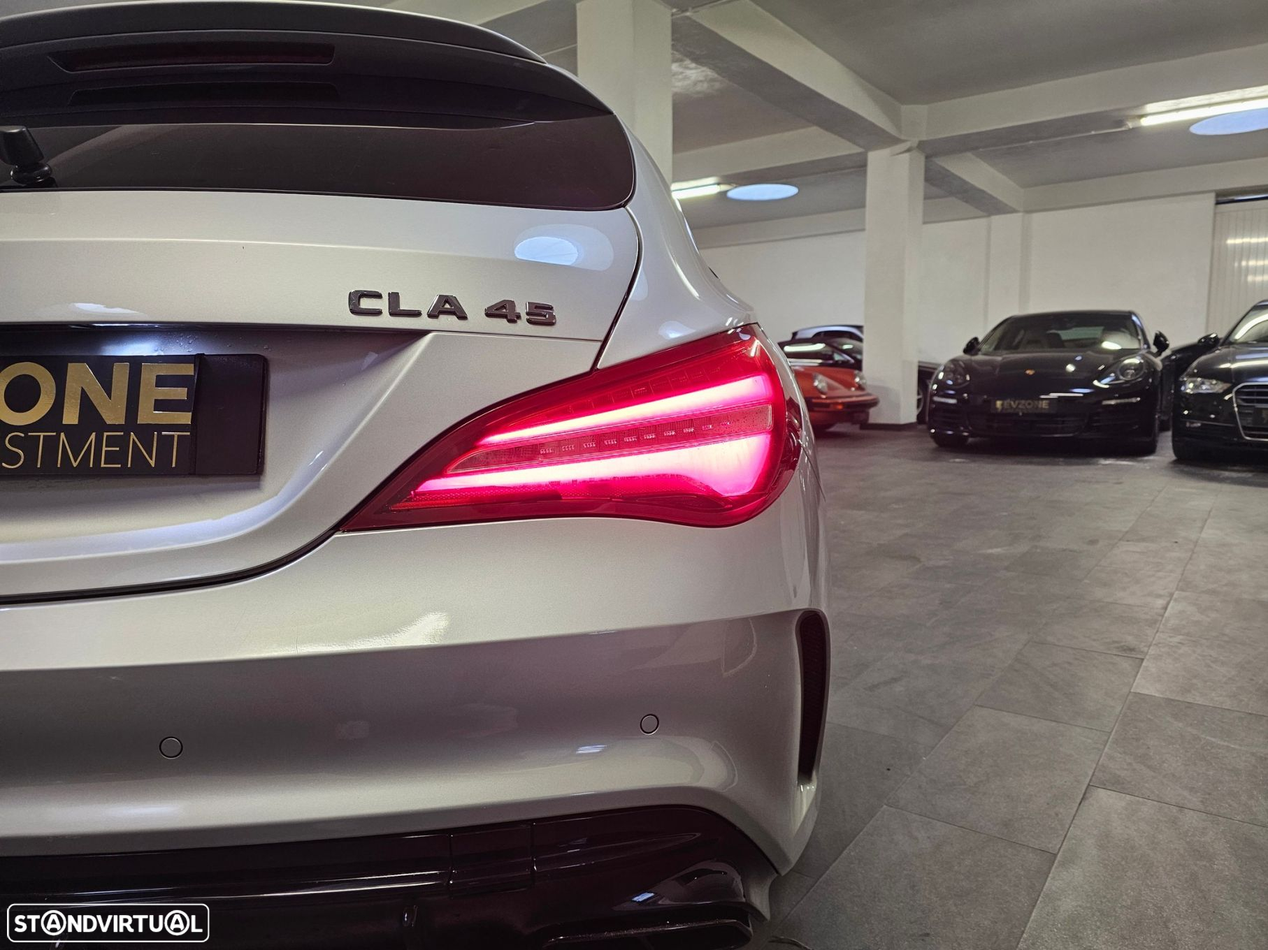 Mercedes-Benz CLA 45 AMG 4Matic Shooting Brake Speedshift 7G-DCT - 32