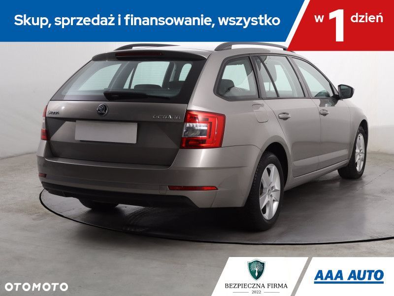 Skoda Octavia - 7