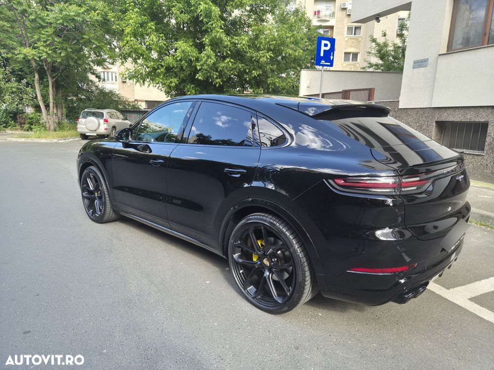 Porsche Cayenne Coupe Standard - 8