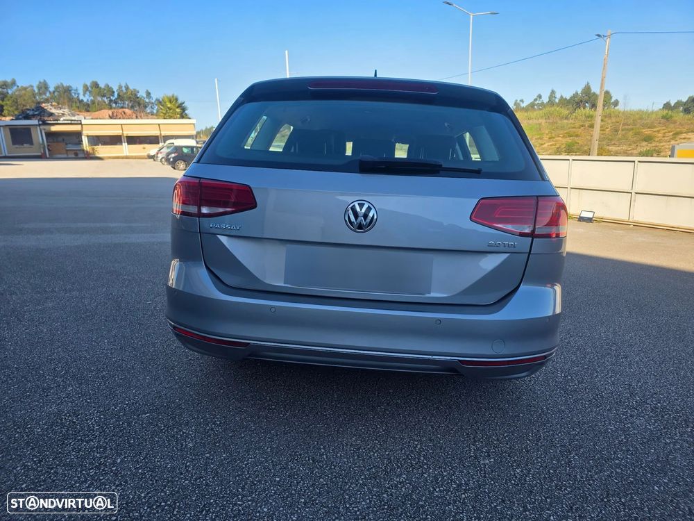 VW Passat Variant 2.0 TDi Highline DSG - 6