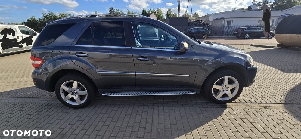 Mercedes-Benz ML 500 4-Matic - 2