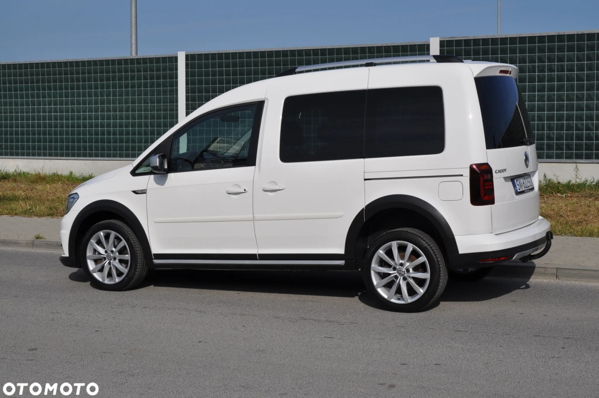 Volkswagen Caddy 2.0 TDI Alltrack 4Motion DSG - 16
