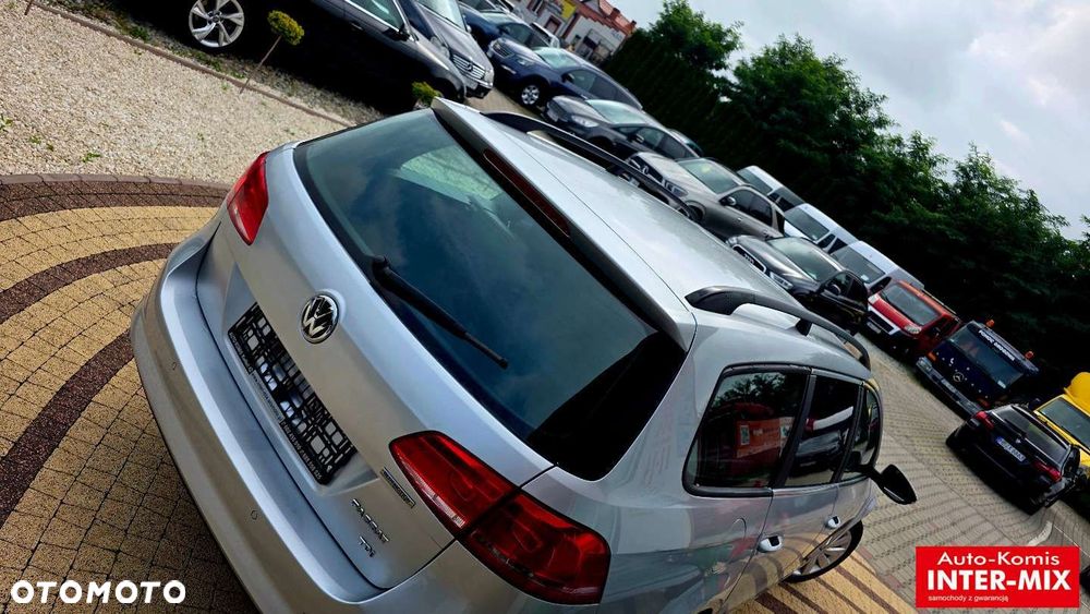 Volkswagen Passat - 13