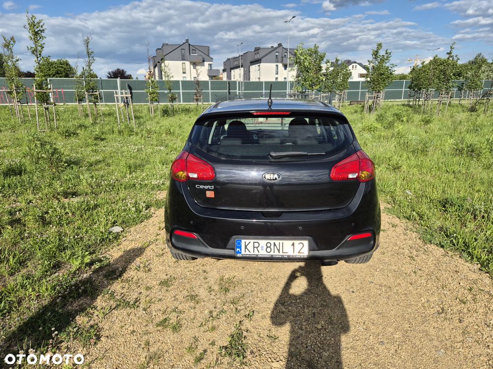Kia Ceed 1.6 GDI L - 4