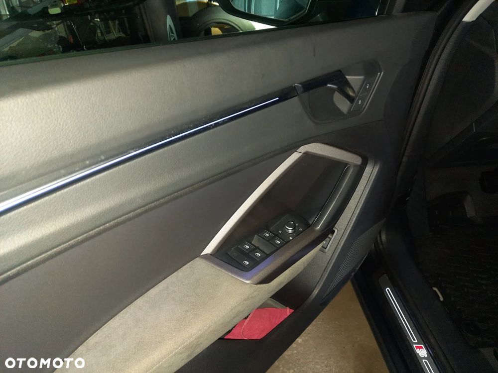 Audi Q3 Sportback - 17