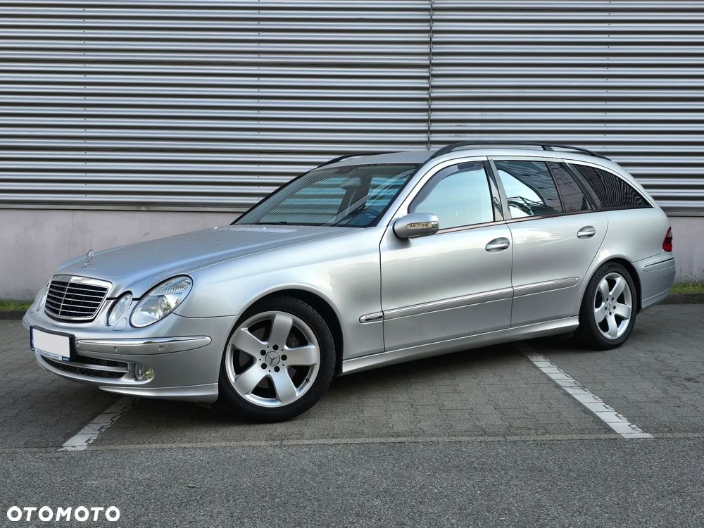 Mercedes-Benz Klasa E 320 T Avantgarde - 1