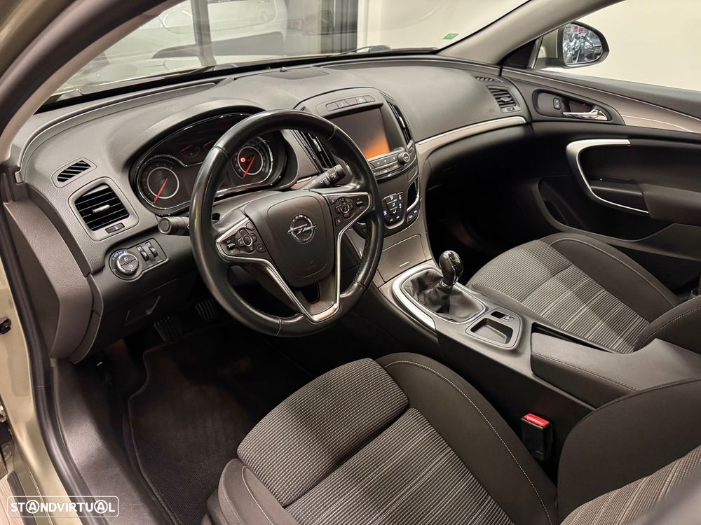 Opel Insignia 1.4 T Executive GPL - 6