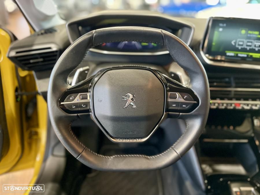 Peugeot 208 1.2 PureTech Allure Pack EAT8 - 11