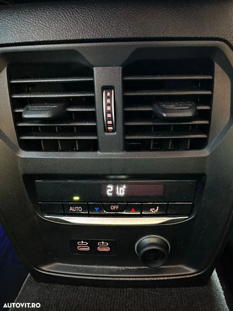 BMW Seria 3 320d xDrive AT - 17
