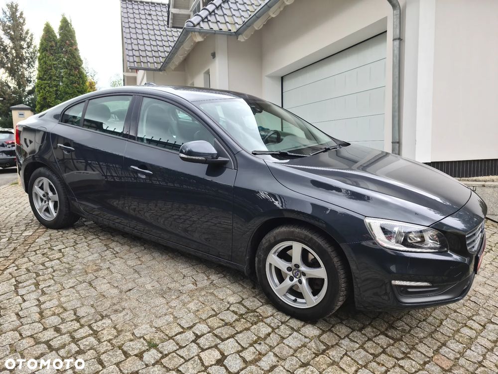 Volvo S60 D3 Momentum - 26