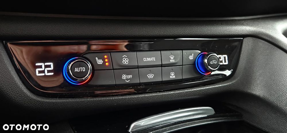 Opel Insignia - 27