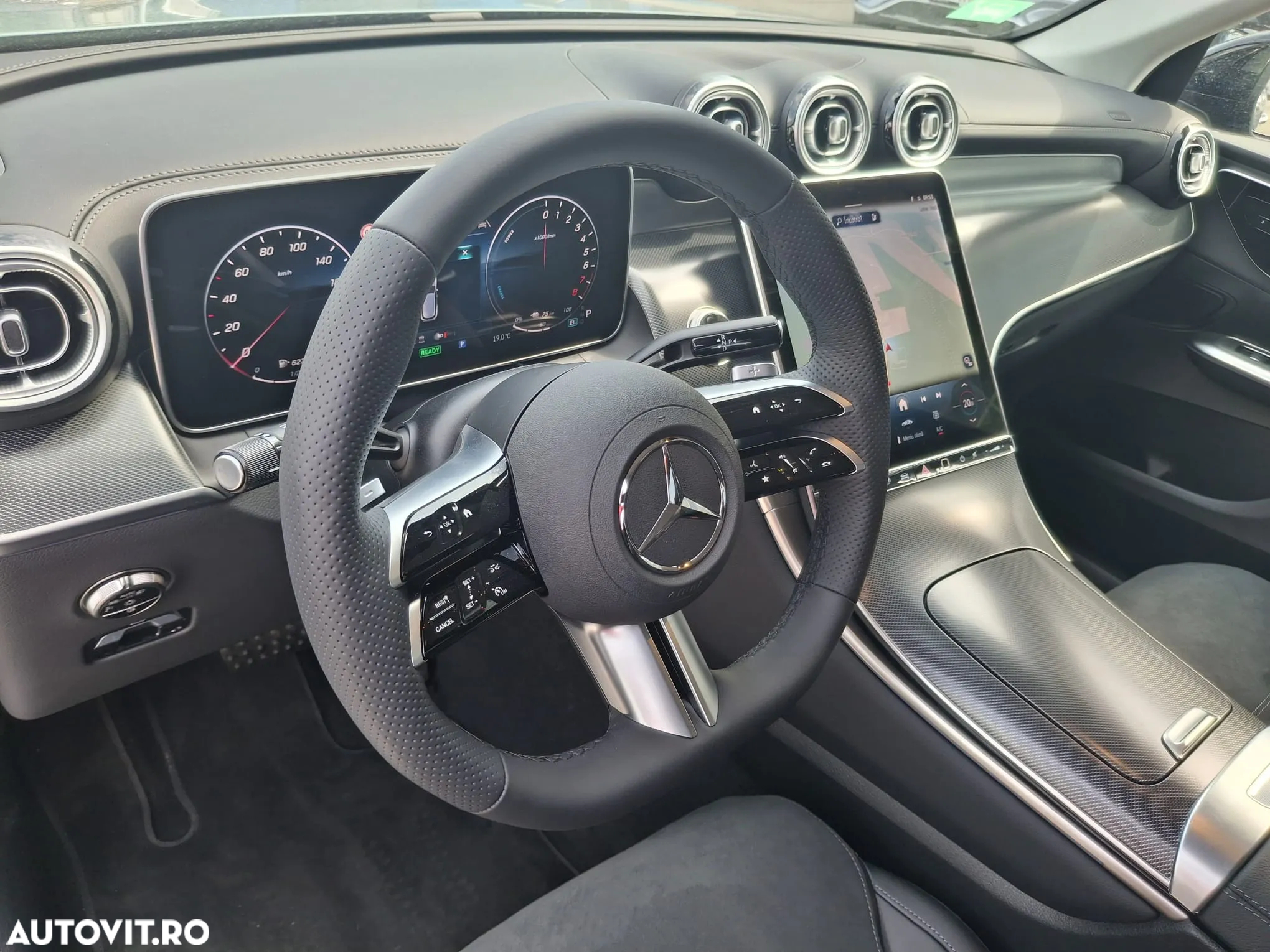 Mercedes-Benz GLC 300 e 4MATIC - 11