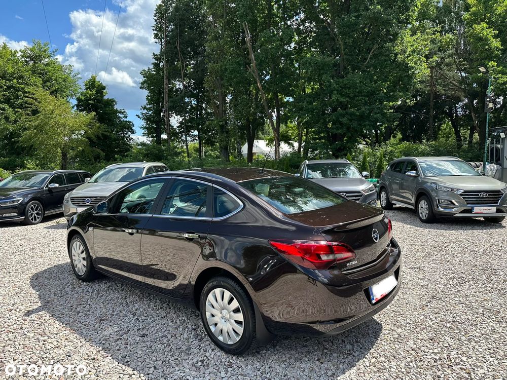 Opel Astra - 5