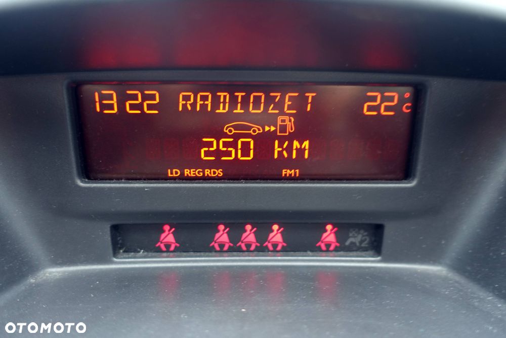 Peugeot 207 1.4 HDi Trendy - 17