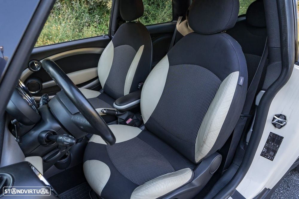 MINI 3 Portas Cooper D - 28