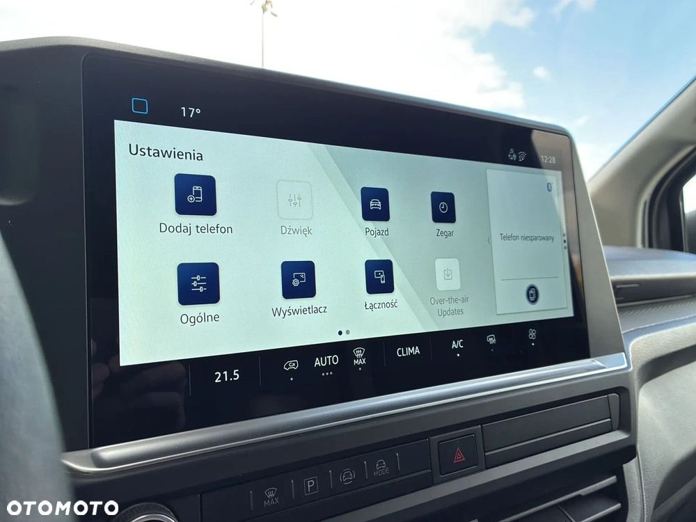 Volkswagen Transporter Furgon 2.0 TDI 150 KM manual - 14