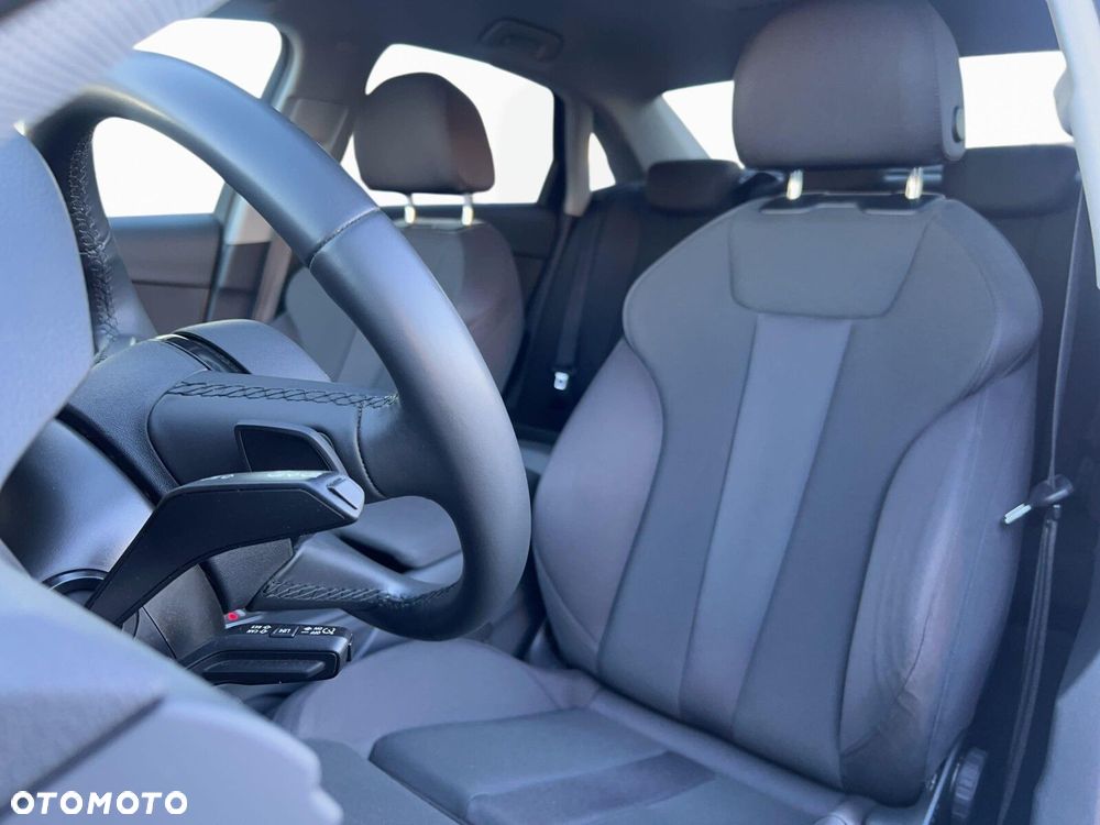 Audi A4 Limousine - 17