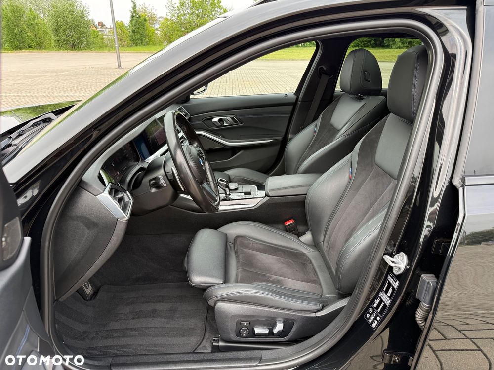 BMW Seria 3 320d xDrive MHEV M Sport sport - 14