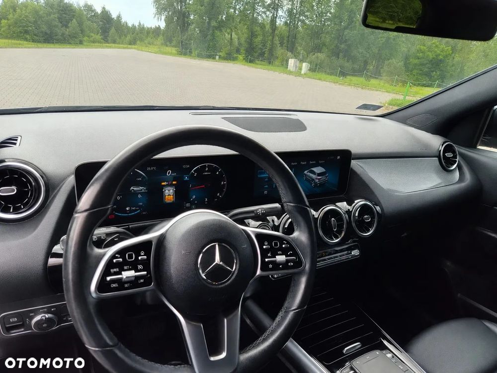Mercedes-Benz GLA 220 d 4-Matic - 14