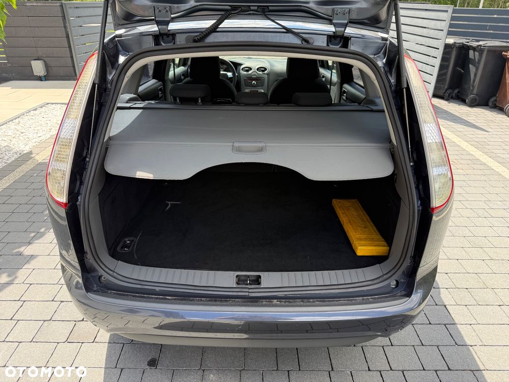 Ford Focus 1.6 Ti-VCT Titanium - 15