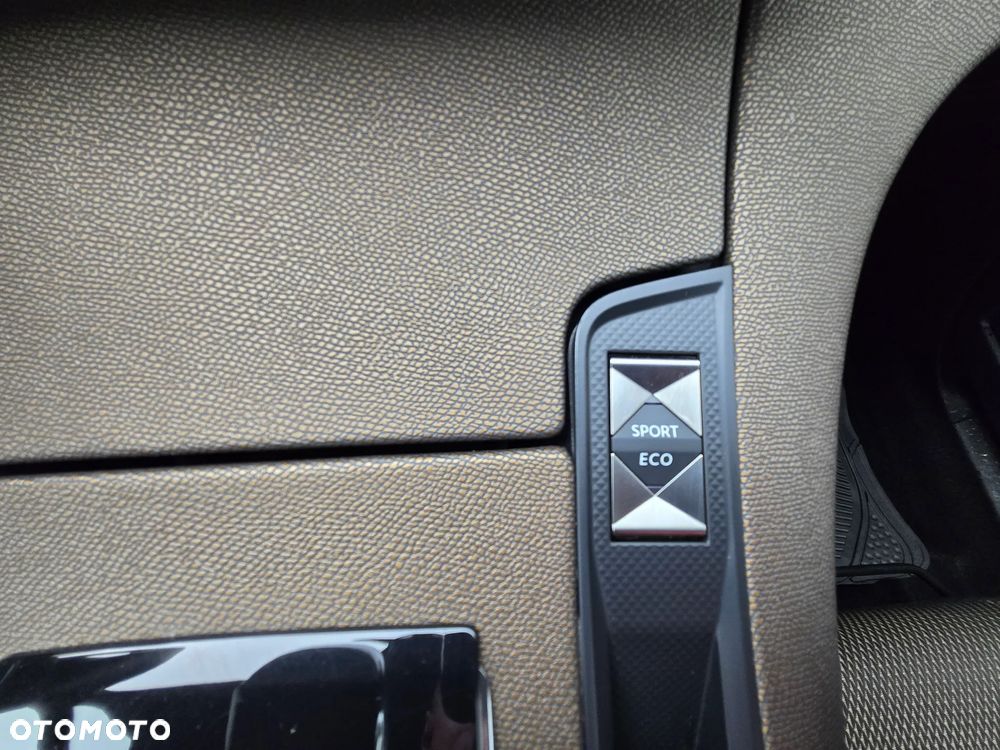 DS Automobiles DS 7 Crossback 1.6 PureTech Bastille + - 17