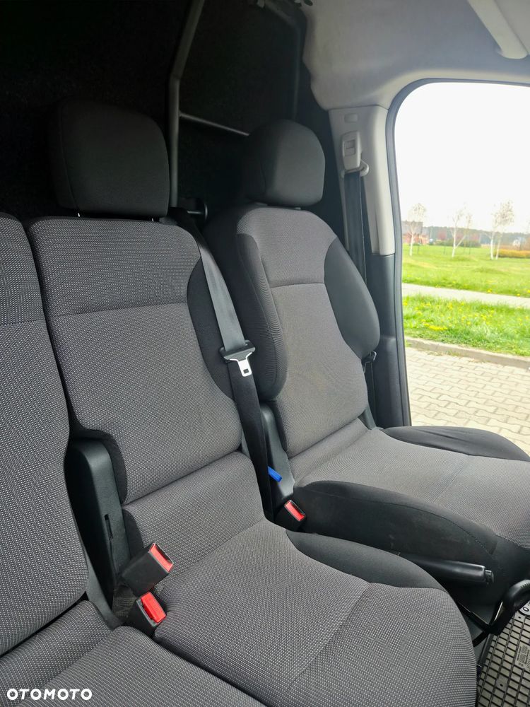 Peugeot Partner - 11