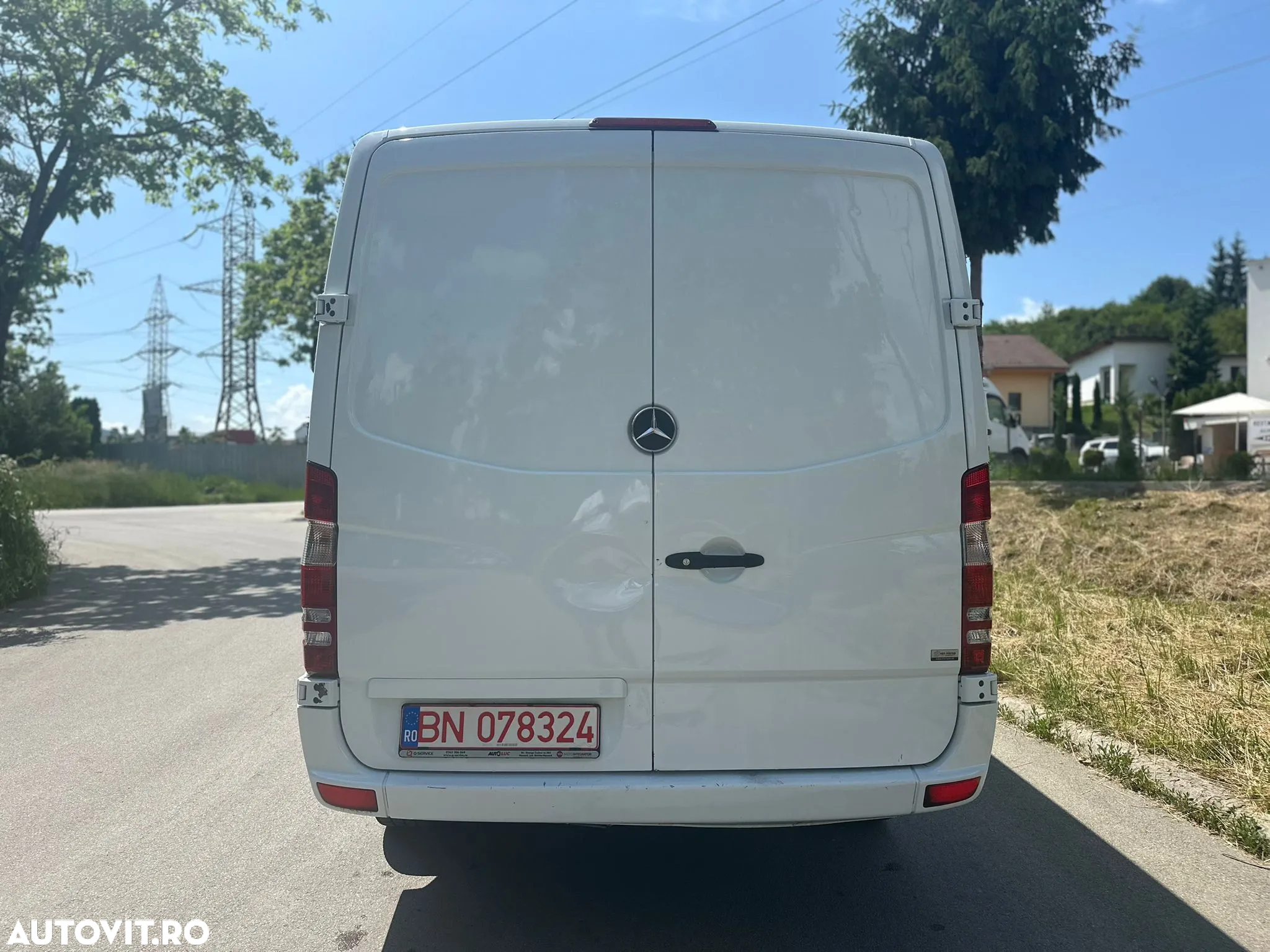 Mercedes-Benz Sprinter - 8