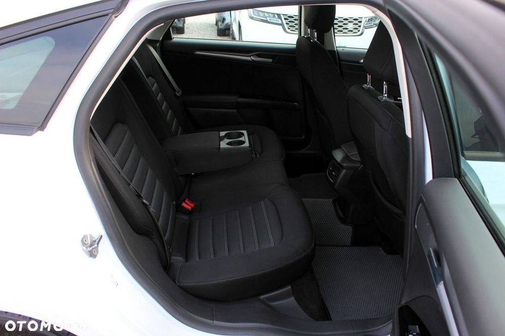 Ford Mondeo - 13