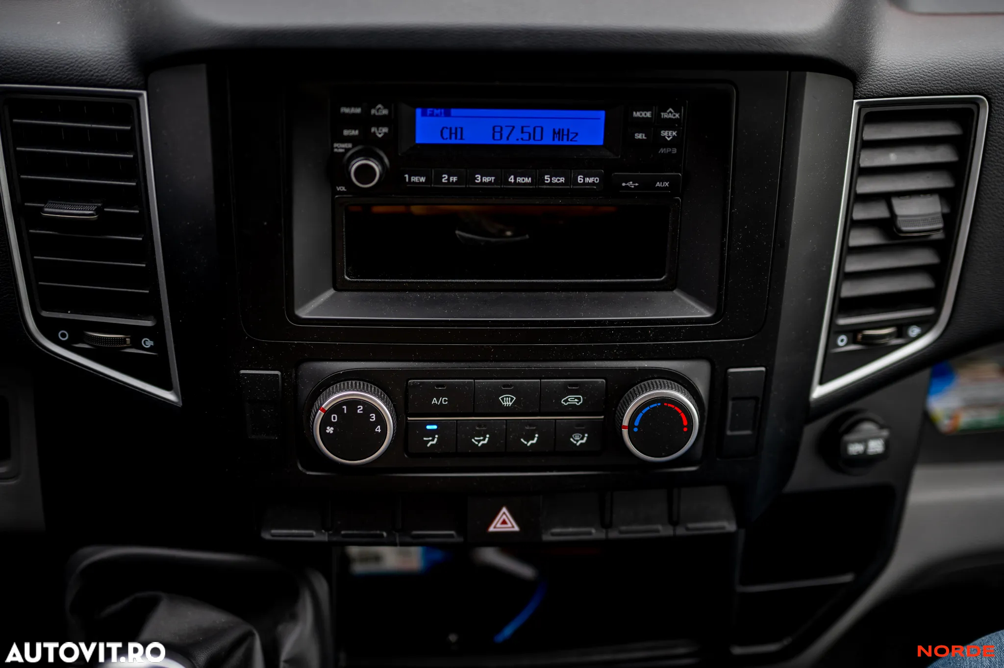 Hyundai H350 - 11