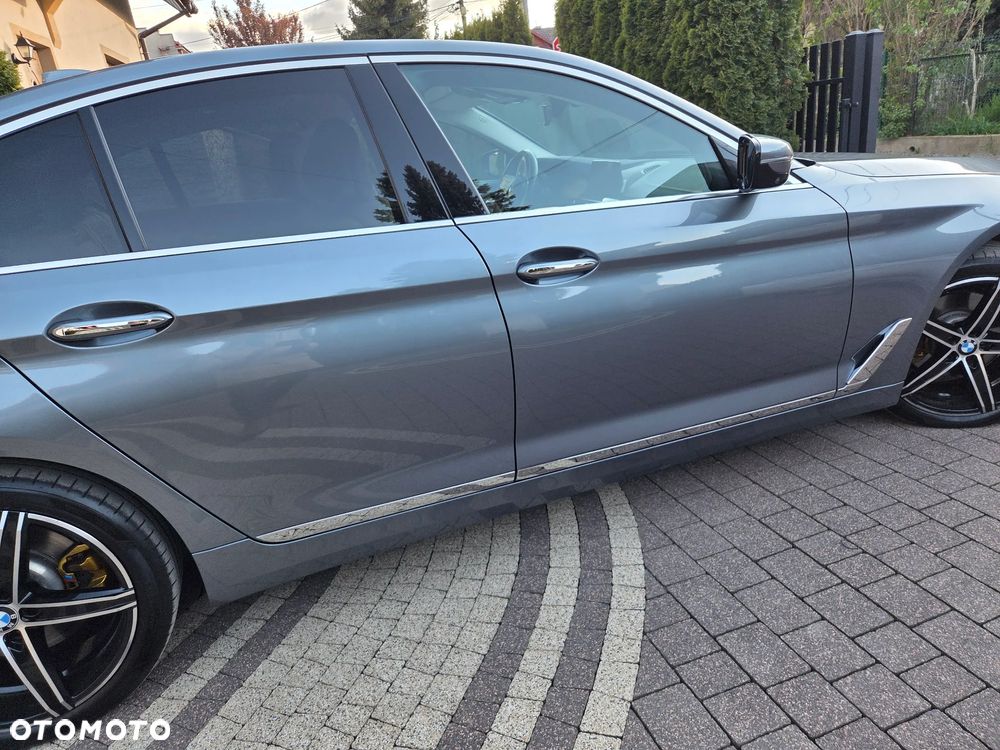 BMW Seria 5 520d xDrive Luxury Line - 23