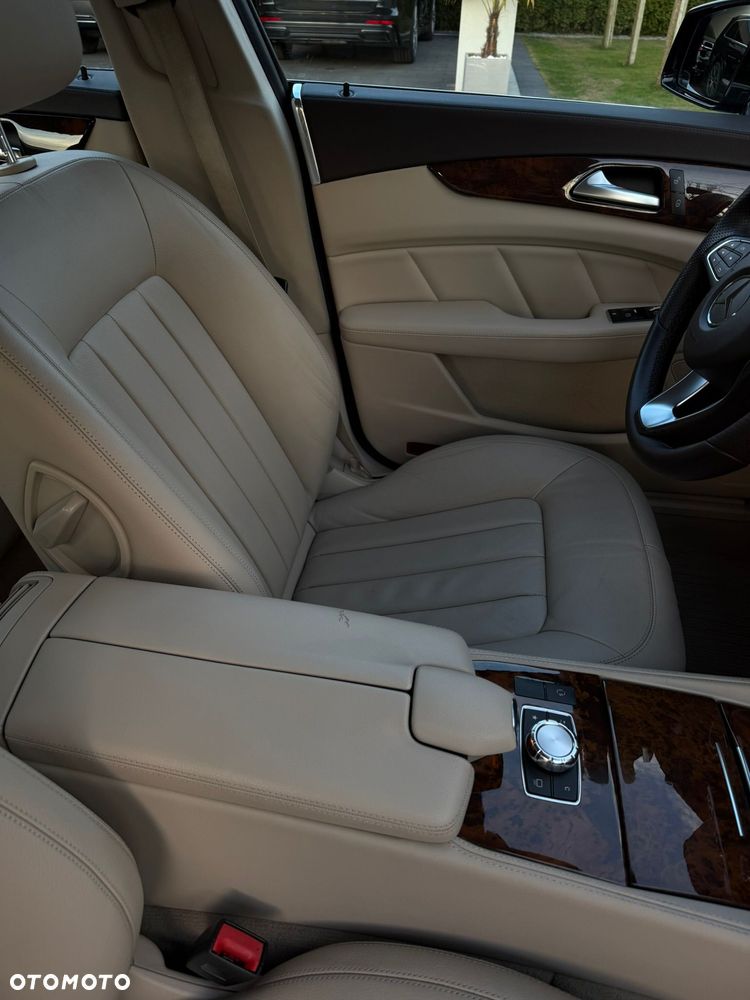 Mercedes-Benz CLS 350 BlueTEC 4Matic 7G-TRONIC - 36