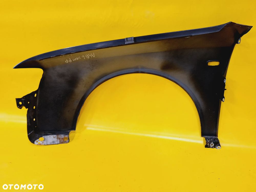 BŁOTNIK PRAWY PRZÓD PRZEDNI AUDI A4 B6 LAK: LZ9W NR598 - 13