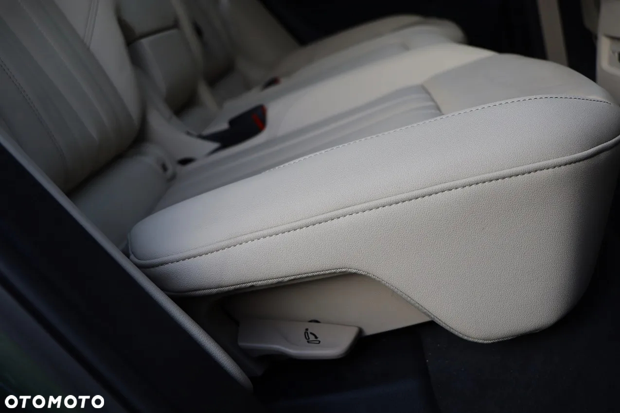 Audi Q5 Sportback - 31