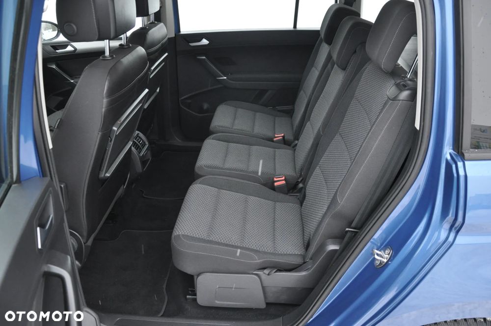 Volkswagen Touran 2.0 TDI SCR (BlueMotion Technology) Comfortline - 19